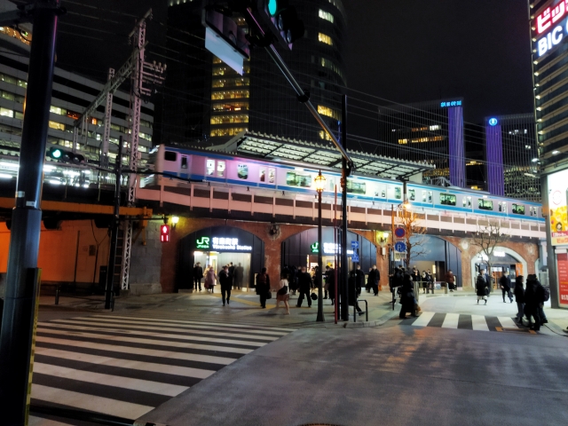 有楽町でスナックを開業する「許可・手続き」行政書士が解説